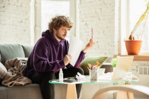 Guide étape par étape pour faire valoir vos droits avec l'assurance étudiant AXA en cas de sinistre